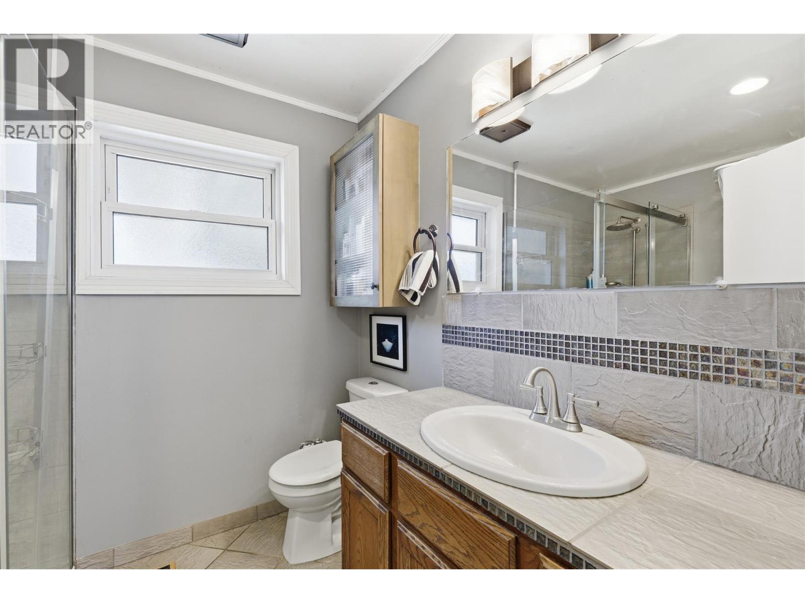 1087 Laroque Street, Kamloops, British Columbia  V2B 5L6 - Photo 22 - 10397554