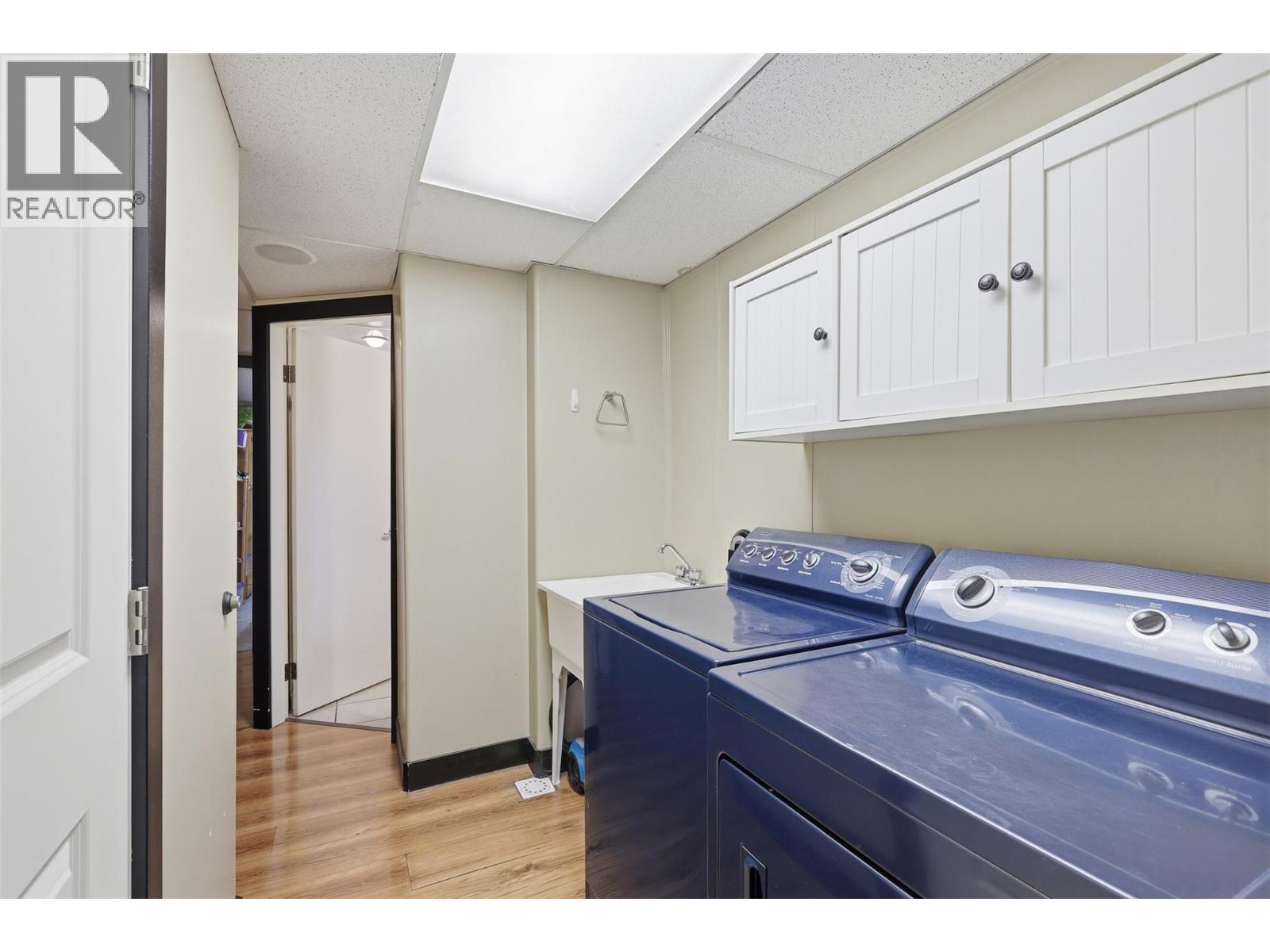 1087 Laroque Street, Kamloops, British Columbia  V2B 5L6 - Photo 32 - 10397554