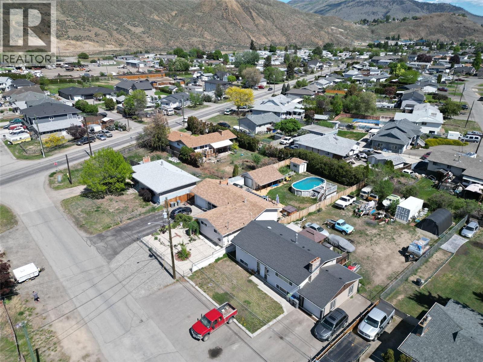 1087 Laroque Street, Kamloops, British Columbia  V2B 5L6 - Photo 48 - 10397554