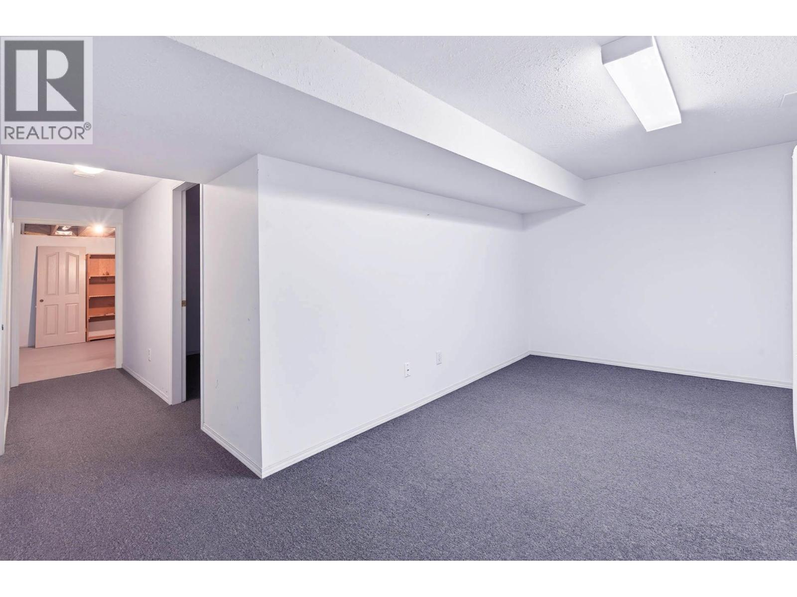 1195 14th Street Unit# 14, Kamloops, British Columbia  v2b 5v2 - Photo 29 - 10397551