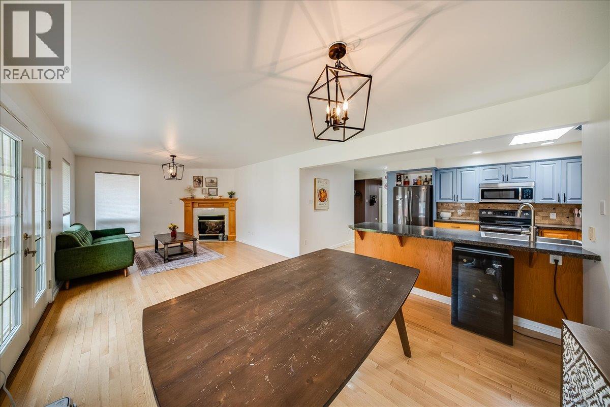 1021 Regan Crescent, Trail, British Columbia  V1R 1C2 - Photo 13 - 10397299