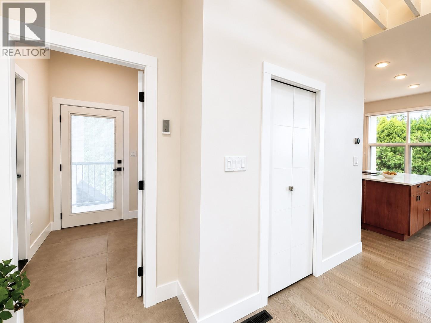 1922 Glen Gary Drive, Kamloops, British Columbia  V2E 1R4 - Photo 49 - 10397461