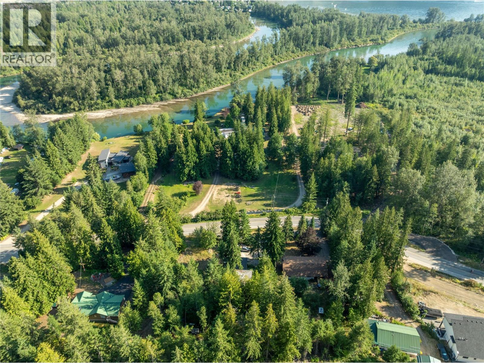 8 Old Town Road, Sicamous, British Columbia  V0E 2V4 - Photo 39 - 10397297