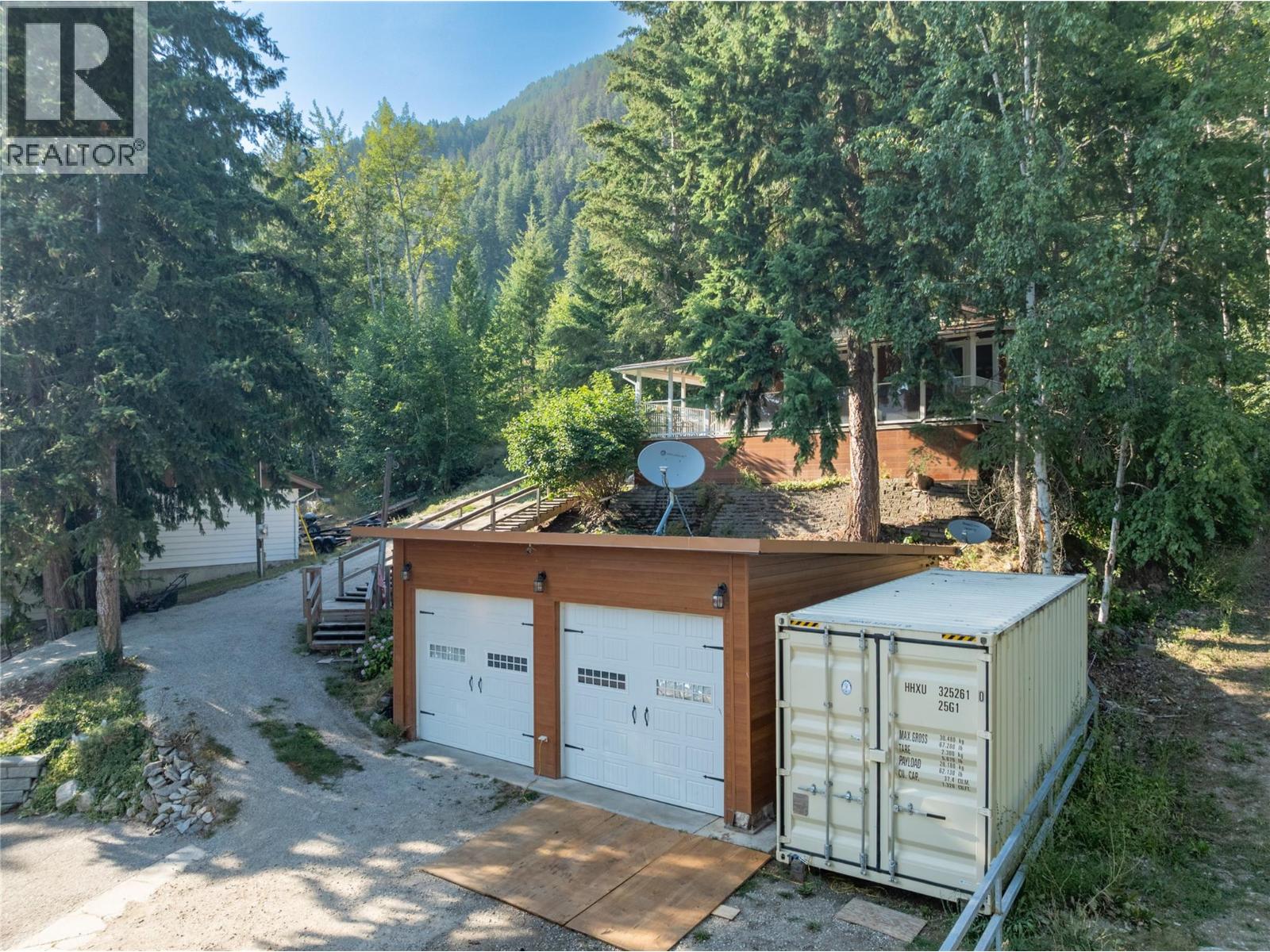 8 Old Town Road, Sicamous, British Columbia  V0E 2V4 - Photo 6 - 10397297
