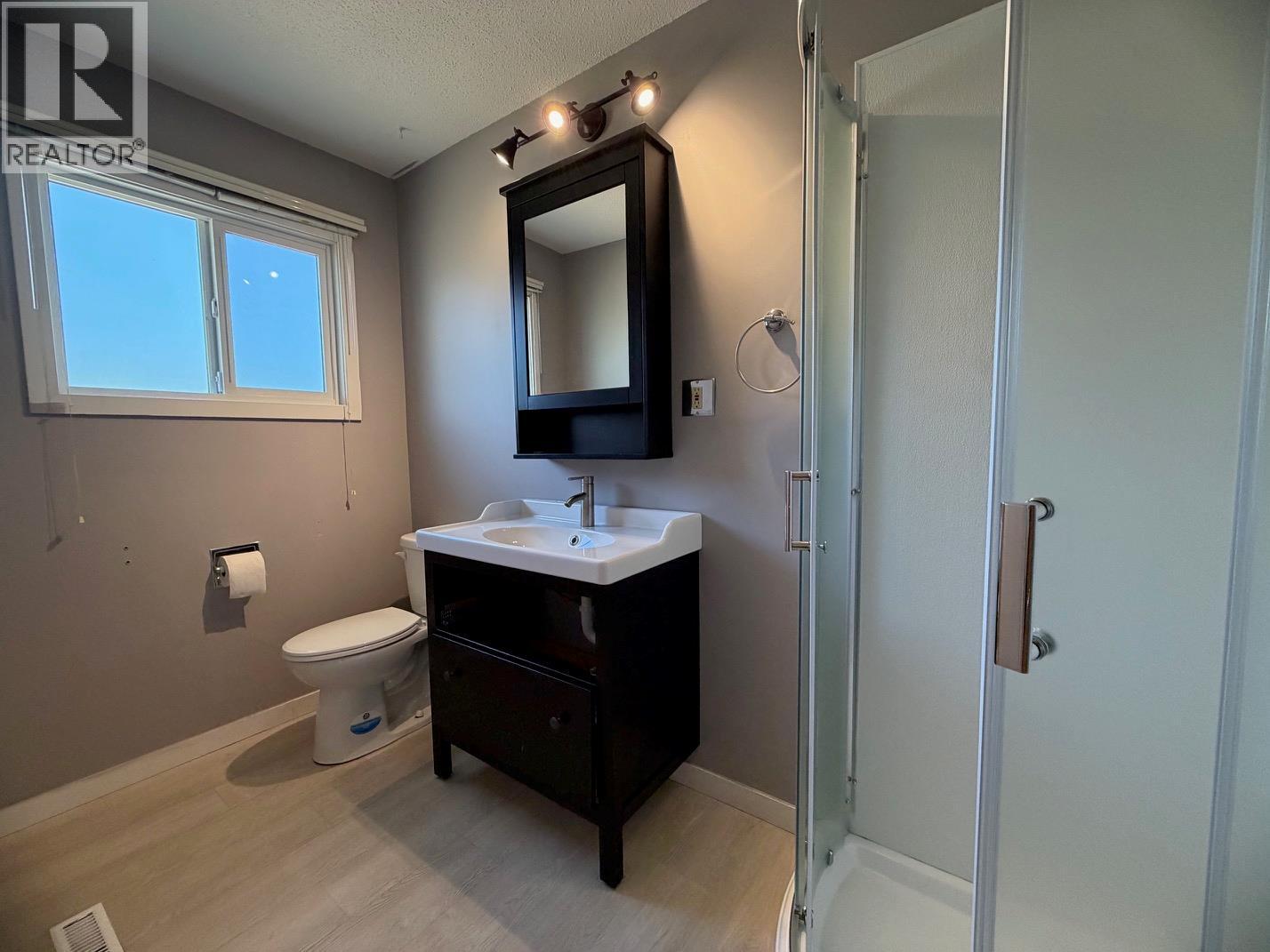 2000 Hollywood Road S, Kelowna, British Columbia  V1X 4P6 - Photo 13 - 10397437