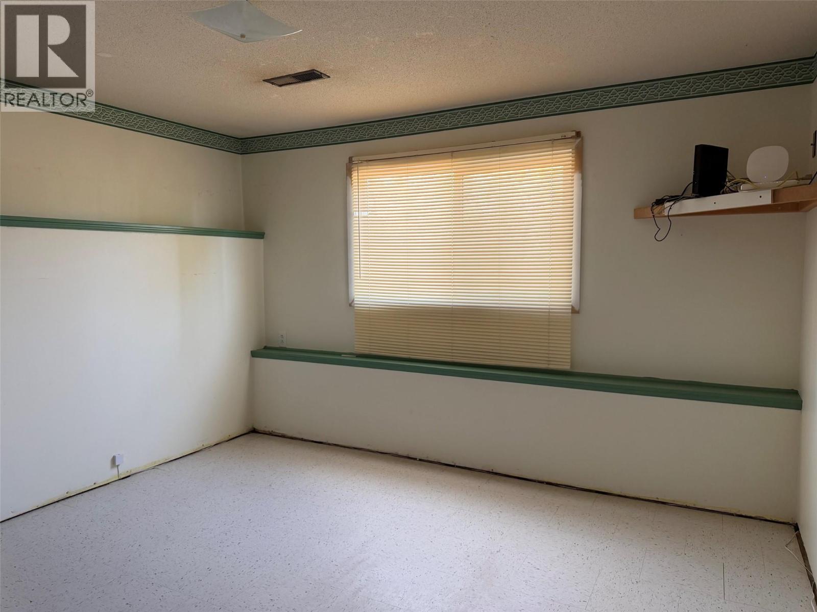 2000 Hollywood Road S, Kelowna, British Columbia  V1X 4P6 - Photo 18 - 10397437