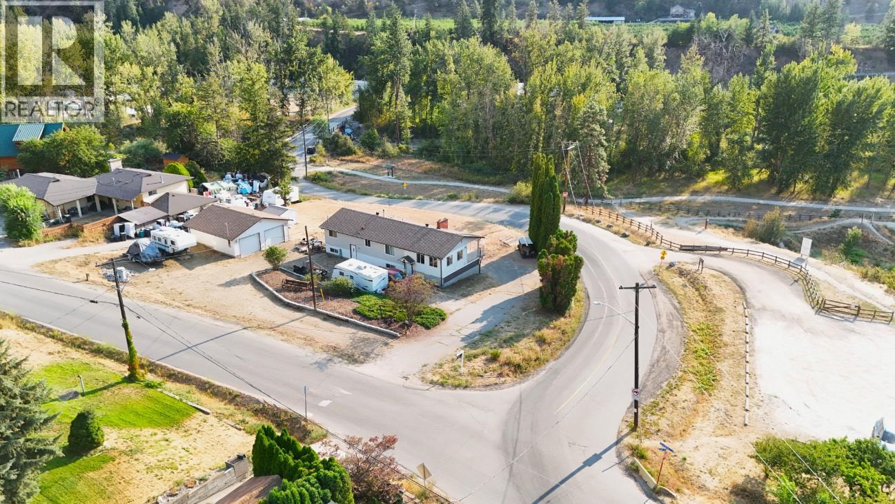 2000 Hollywood Road S, Kelowna, British Columbia  V1X 4P6 - Photo 27 - 10397437