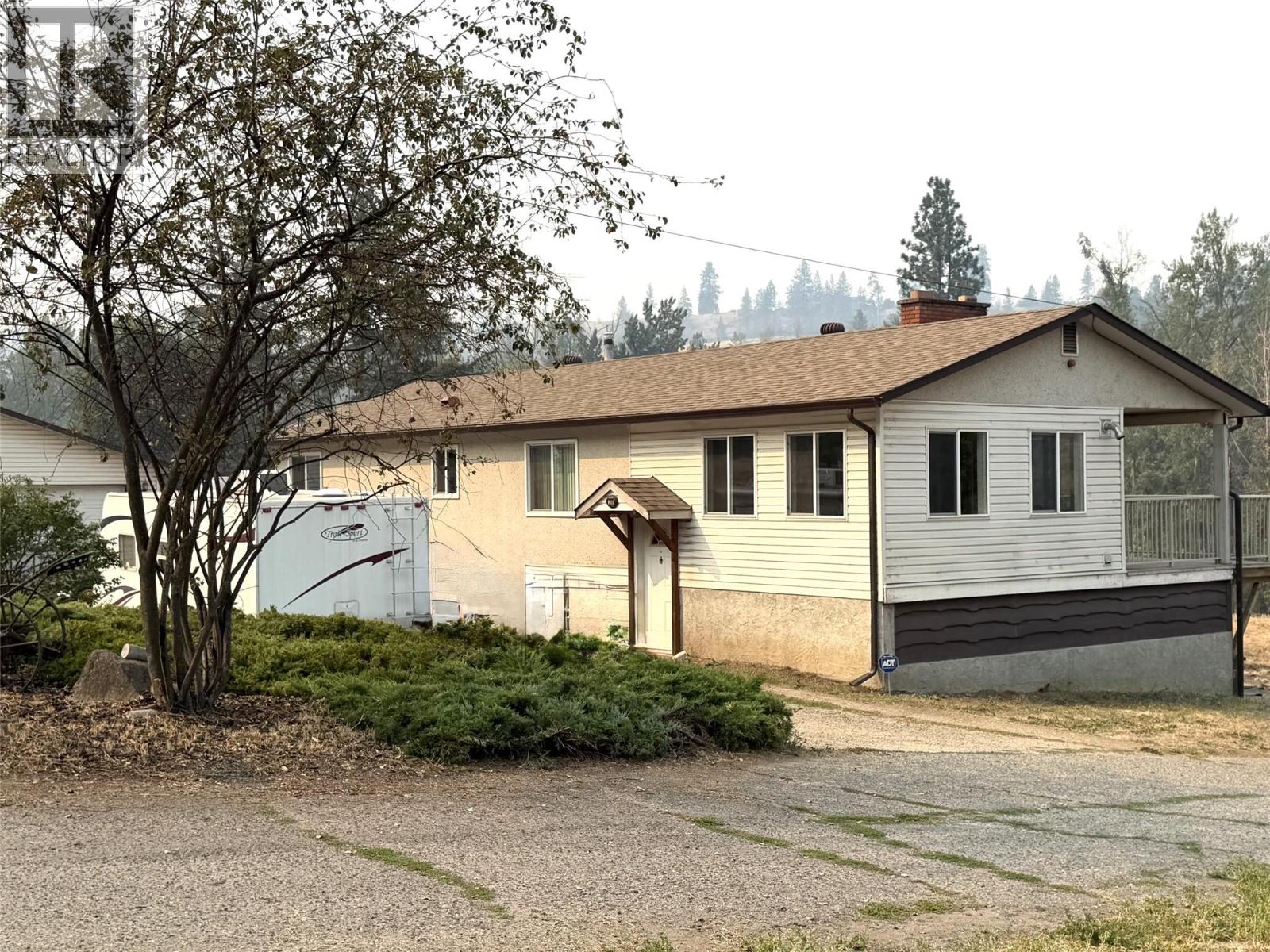 2000 Hollywood Road S, Kelowna, British Columbia  V1X 4P6 - Photo 3 - 10397437