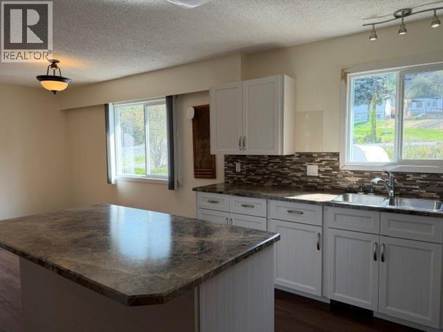 2000 Hollywood Road S, Kelowna, British Columbia  V1X 4P6 - Photo 7 - 10397437