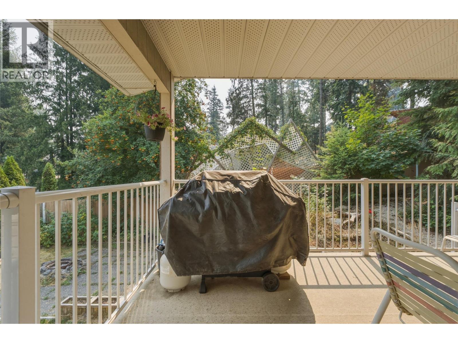 2228 Linea Crescent, Lumby, British Columbia  V0E 2G0 - Photo 33 - 10397493