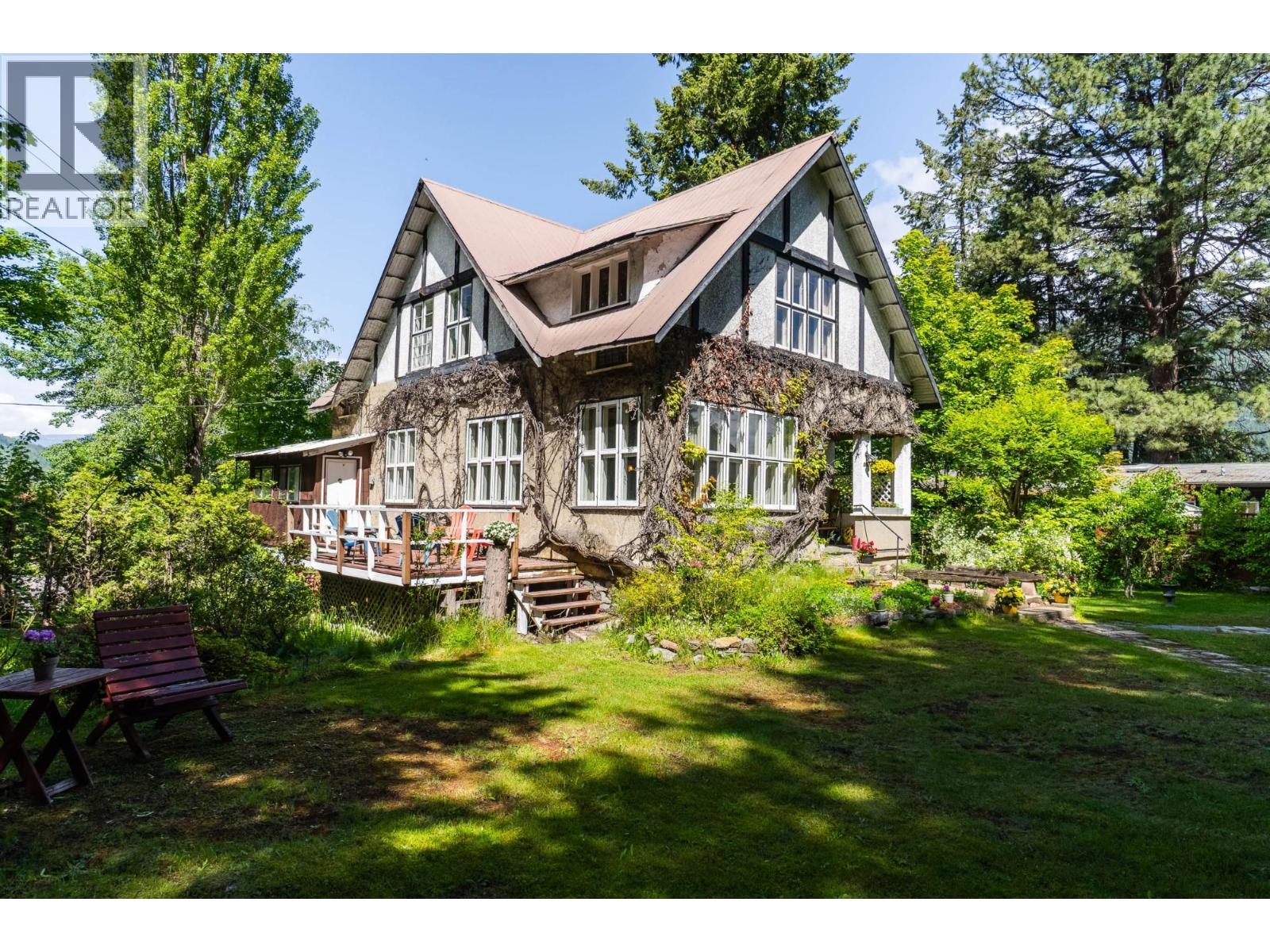 1107 Robertson Avenue, Nelson, British Columbia  V1L 1C2 - Photo 69 - 10397464