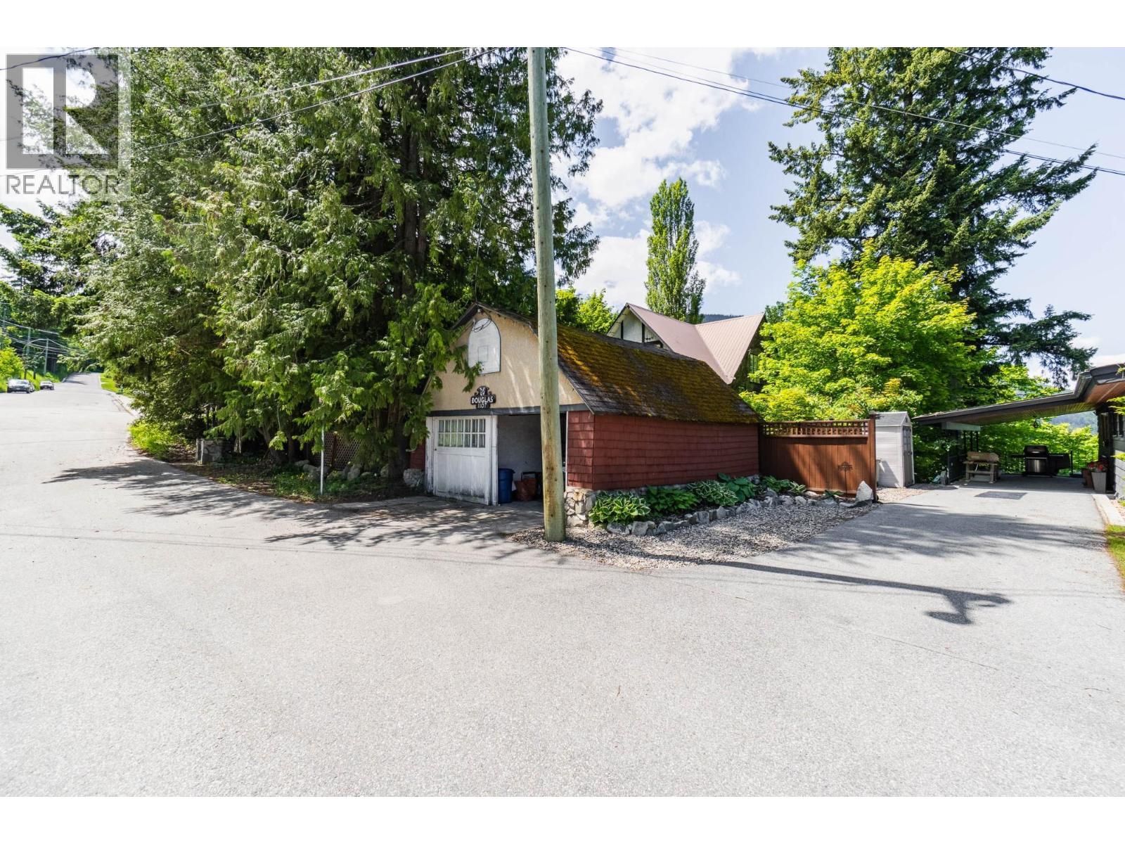 1107 Robertson Avenue, Nelson, British Columbia  V1L 1C2 - Photo 89 - 10397464