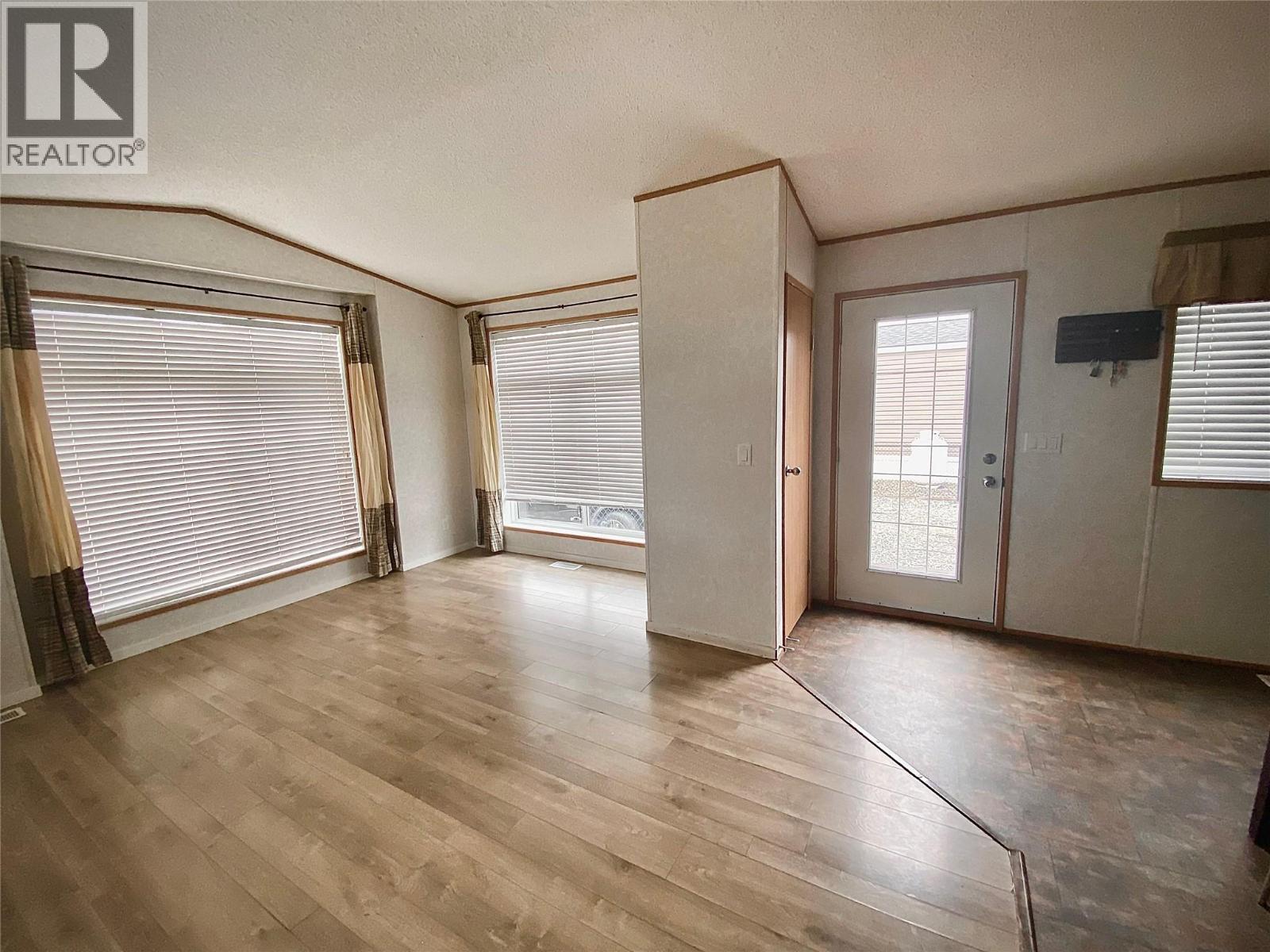 8945 97 Highway Unit# 13, Kelowna, British Columbia  V4V 1E8 - Photo 5 - 10397608