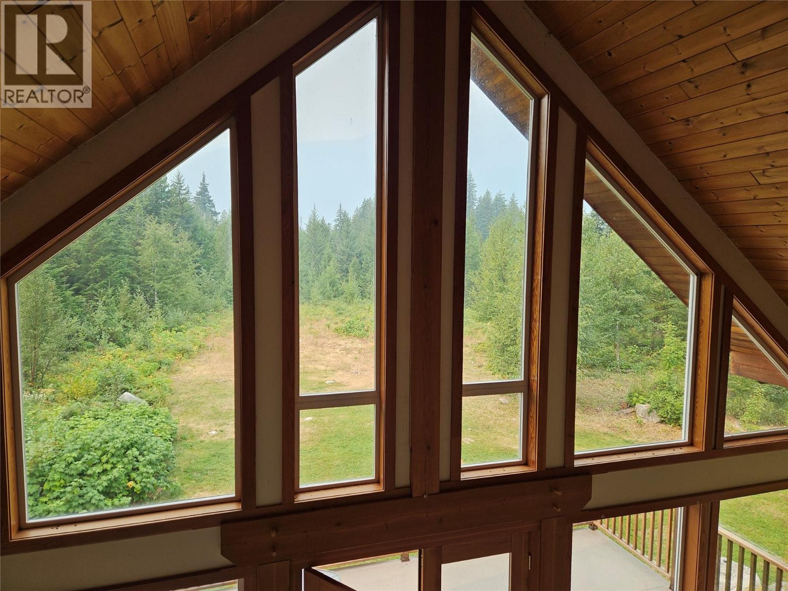 325 East Wilson Creek  E Road, Rosebery, British Columbia  V0G 1S1 - Photo 11 - 10397454
