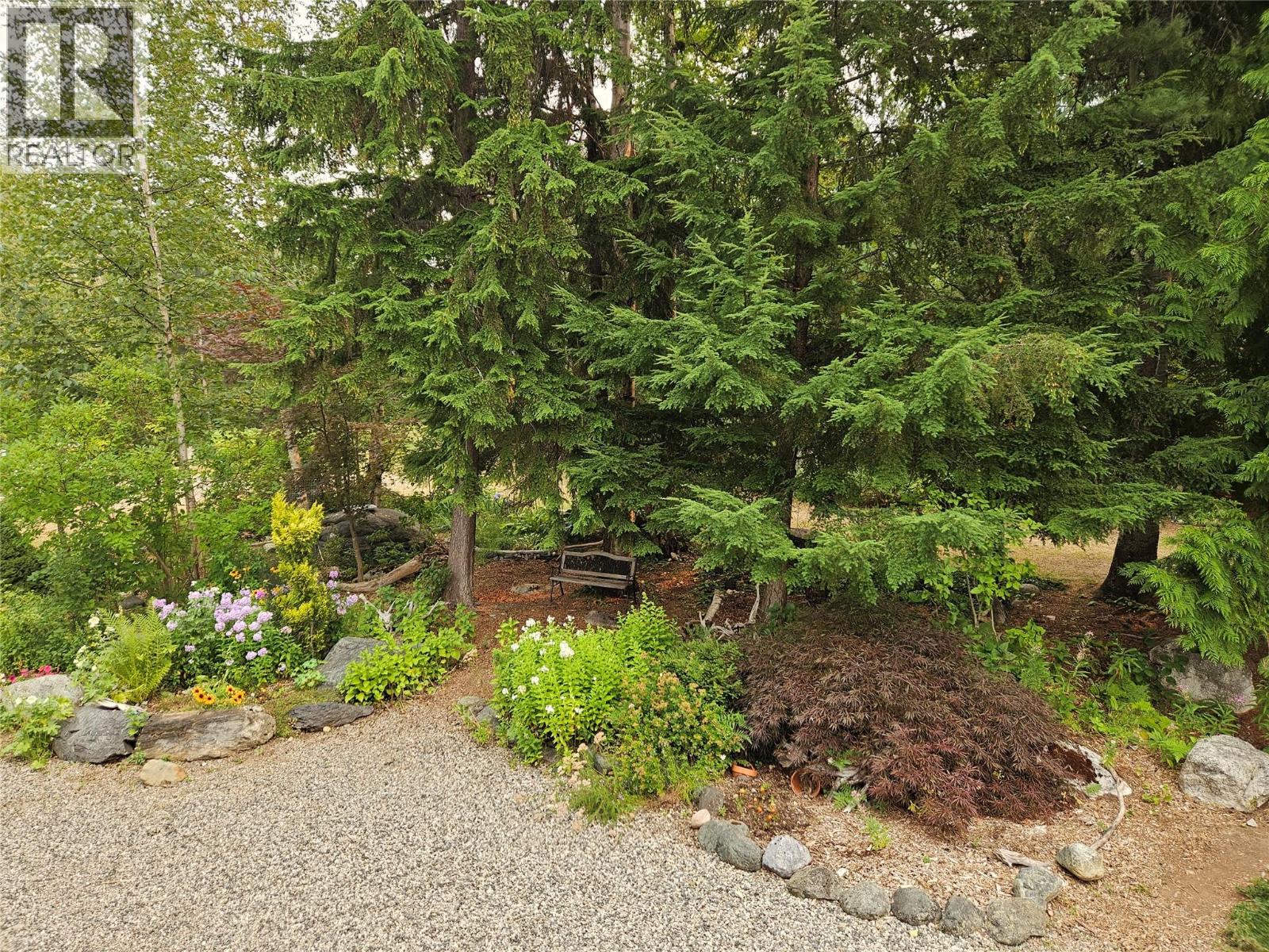 325 East Wilson Creek  E Road, Rosebery, British Columbia  V0G 1S1 - Photo 4 - 10397454