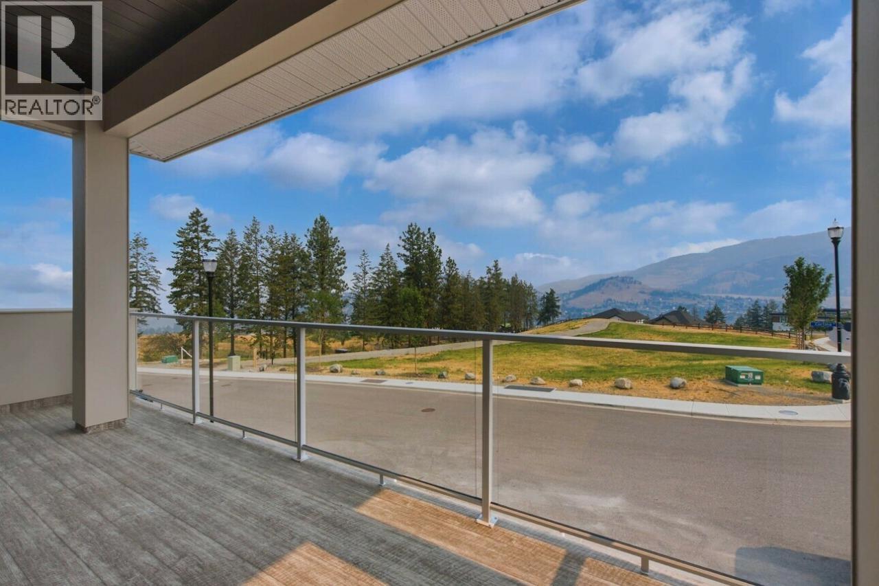 2071 Cortina Drive, Kelowna, British Columbia  V1P 1R3 - Photo 14 - 10397618
