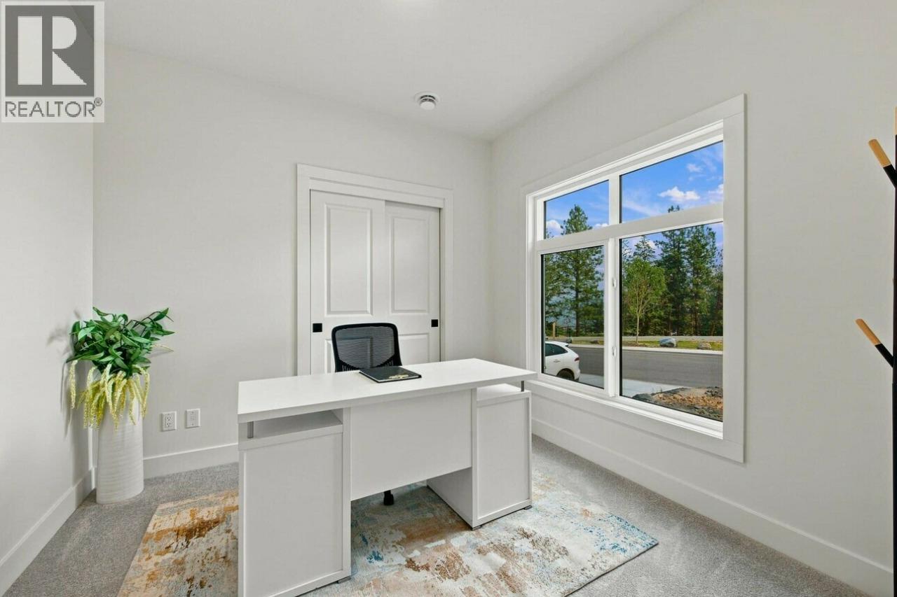 2071 Cortina Drive, Kelowna, British Columbia  V1P 1R3 - Photo 33 - 10397618