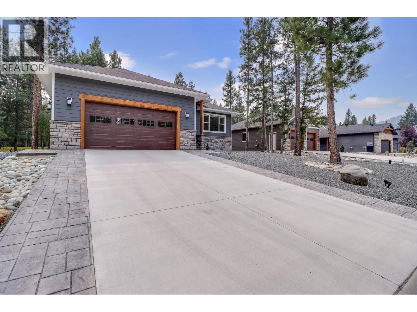 249 Shadow Mountain Boulevard, Cranbrook, British Columbia  V1C 0C6 - Photo 6 - 10397233