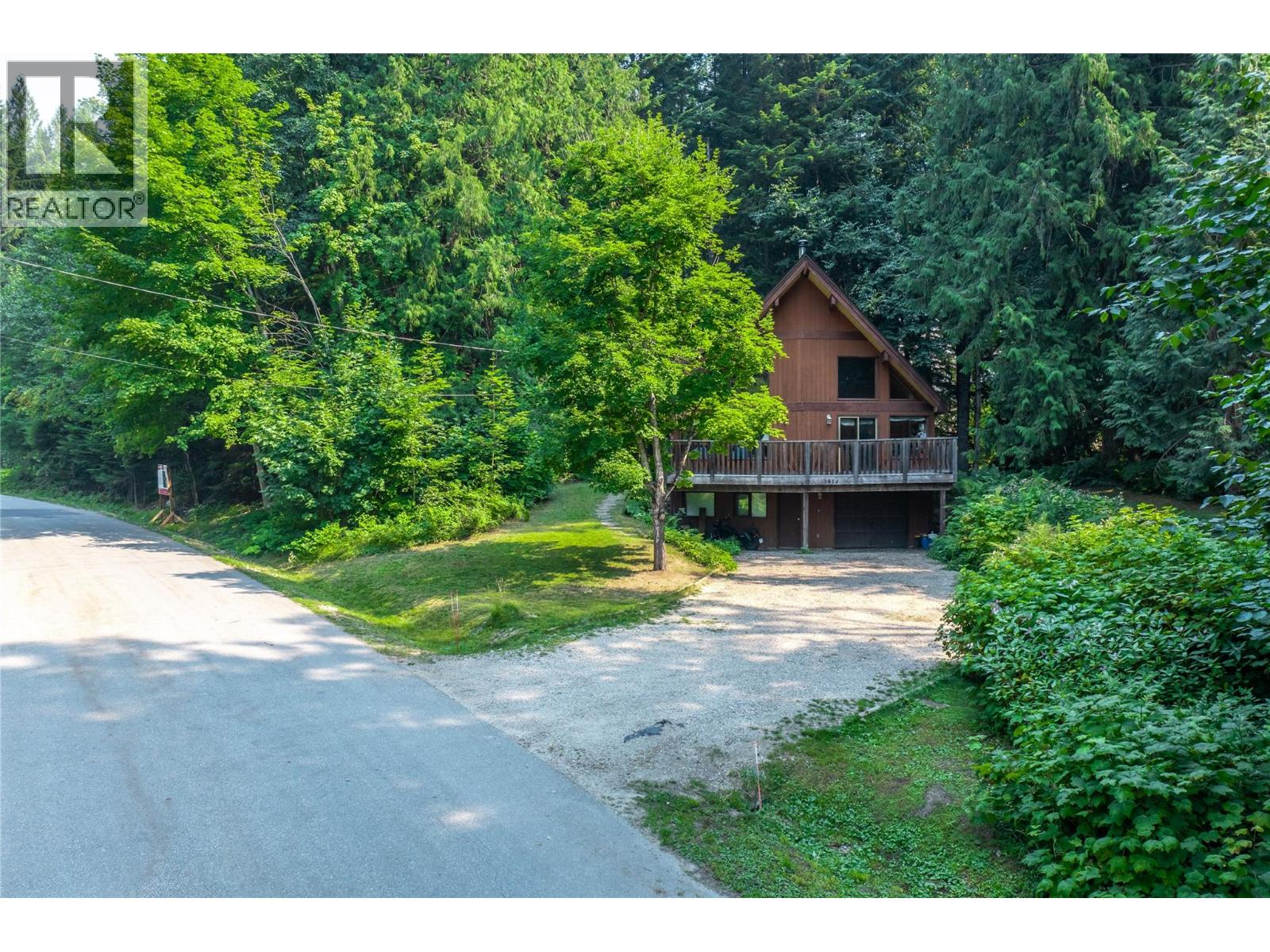 3014 Mcinnes Road, Revelstoke, British Columbia  V0E 2S0 - Photo 5 - 10395866