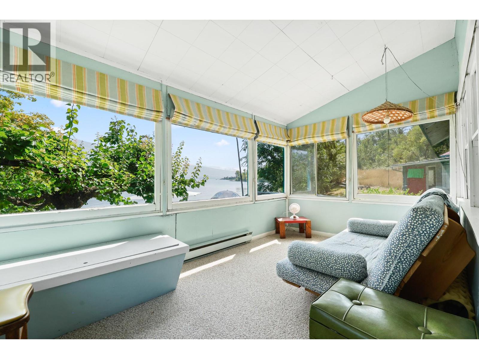 16203 Inkaneep Road, Osoyoos, British Columbia  V0H 1V2 - Photo 14 - 10397484