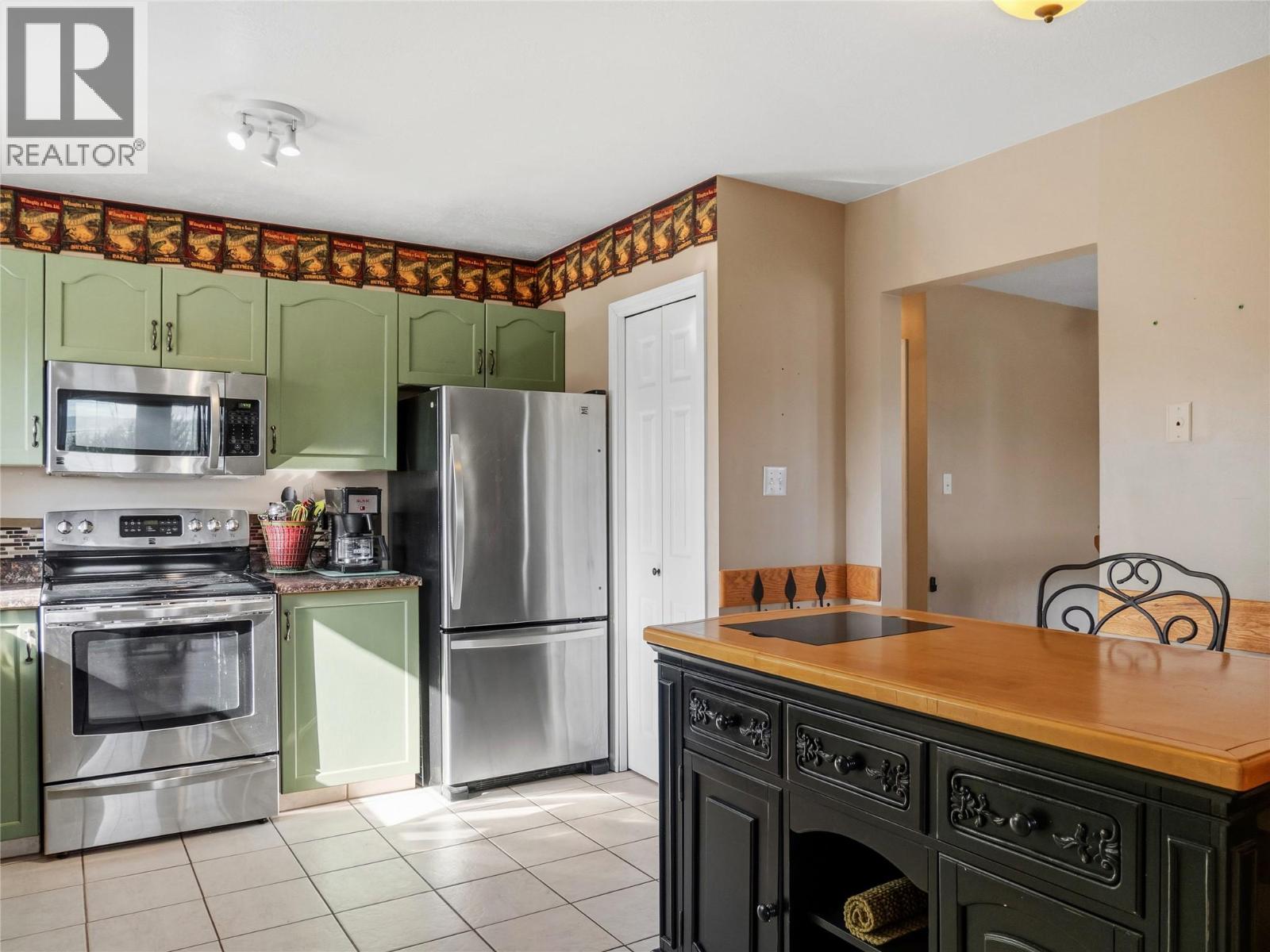 1324 95 Avenue, Dawson Creek, British Columbia  V1G 1J4 - Photo 12 - 10397625