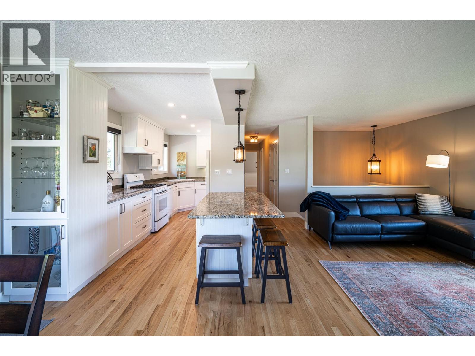 201 Mail Road, Kelowna, British Columbia  V1V 2G6 - Photo 13 - 10397487