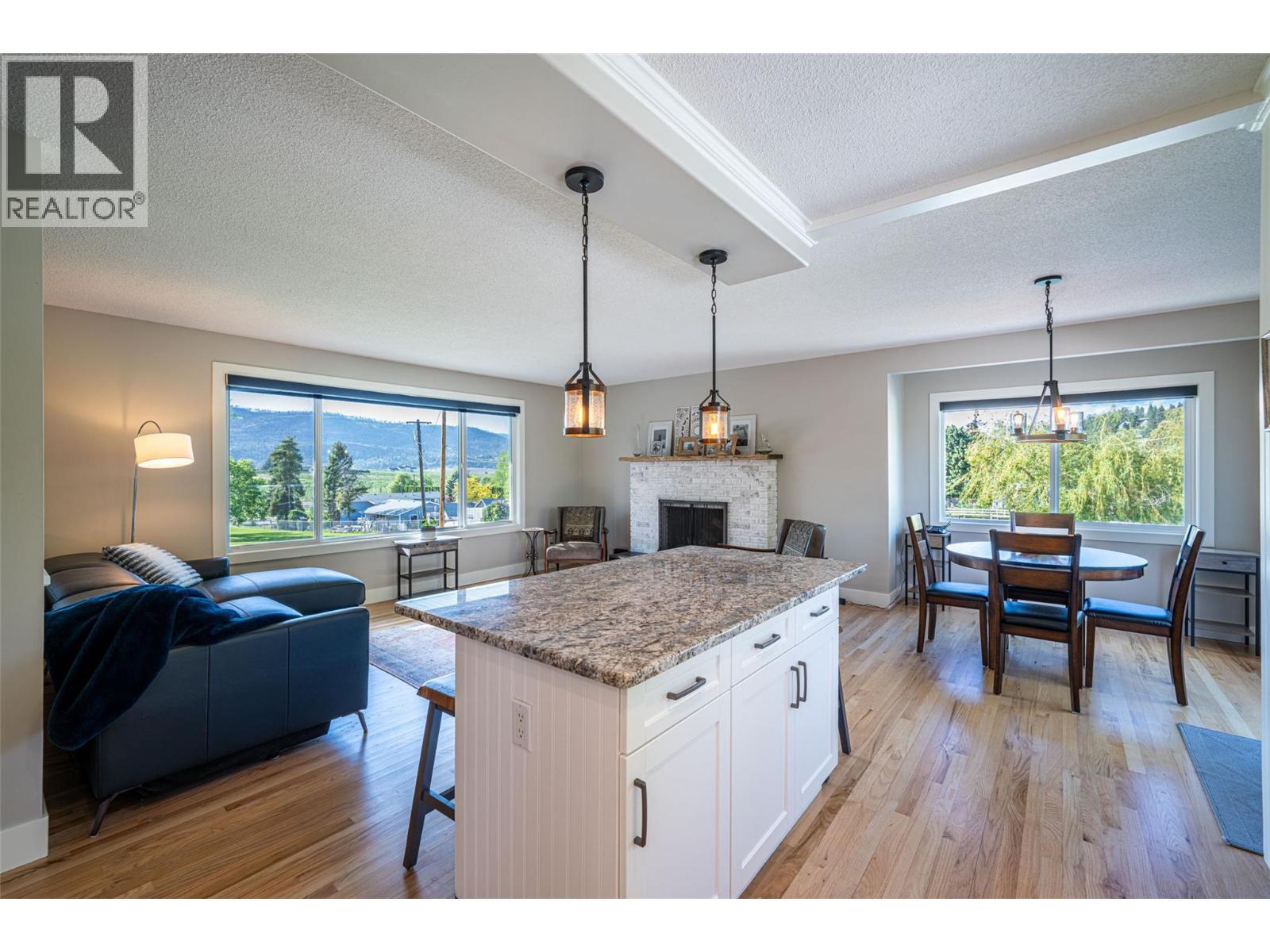 201 Mail Road, Kelowna, British Columbia  V1V 2G6 - Photo 14 - 10397487