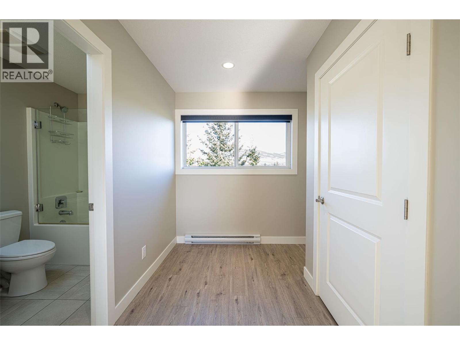 201 Mail Road, Kelowna, British Columbia  V1V 2G6 - Photo 28 - 10397487