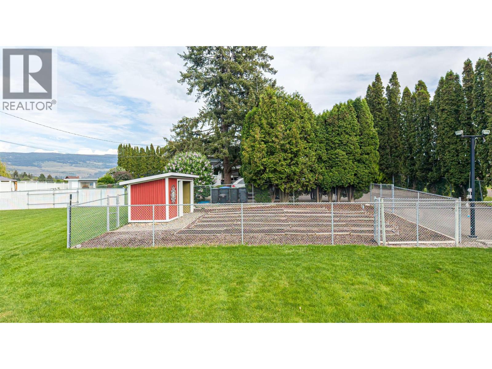 201 Mail Road, Kelowna, British Columbia  V1V 2G6 - Photo 39 - 10397487