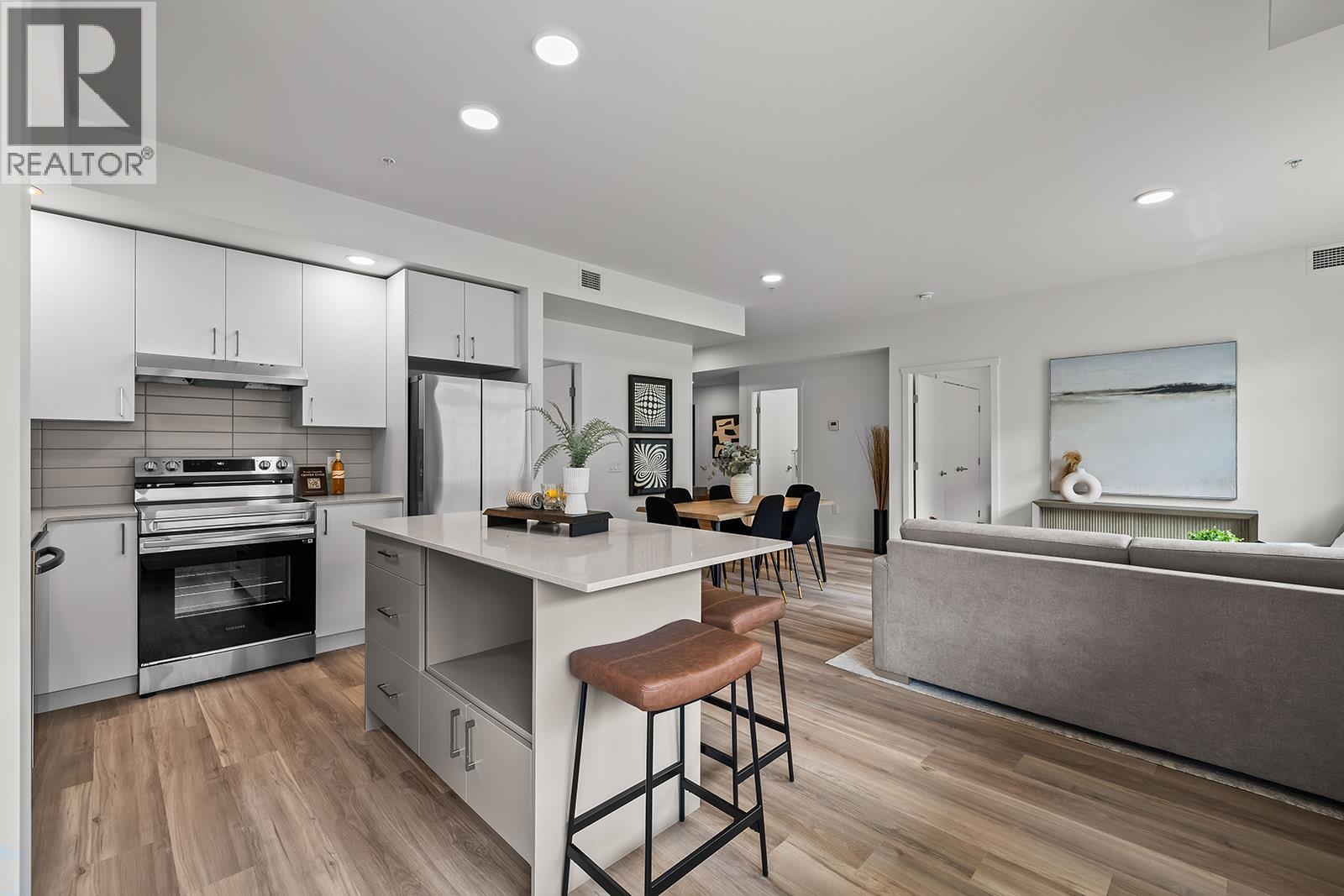 1057 Frost Road Unit# 118, Kelowna, British Columbia  V1W 0G7 - Photo 2 - 10397557