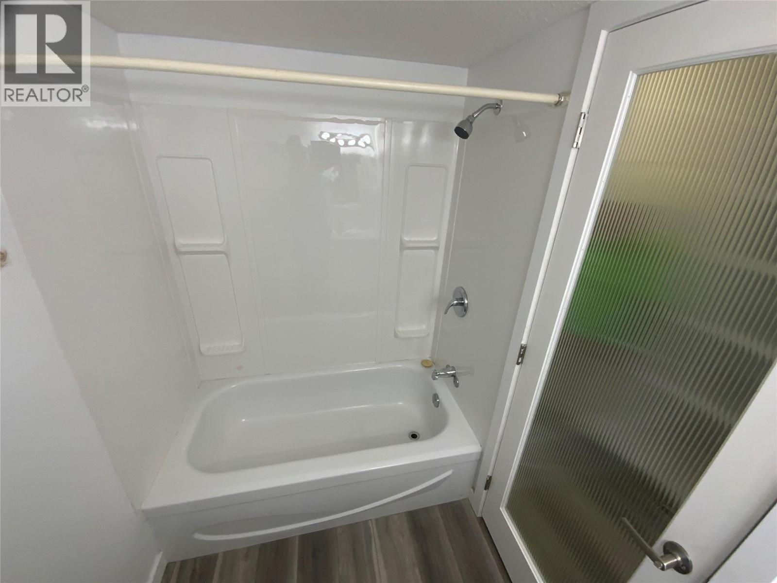 150 Skaha Place Unit# 207, Penticton, British Columbia  V2A 7K1 - Photo 8 - 10397632