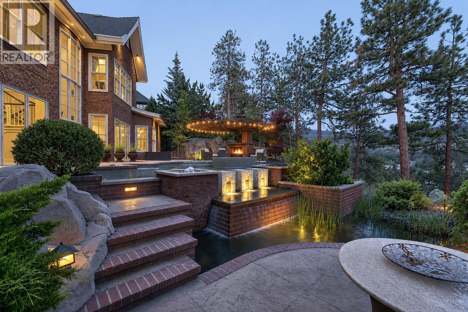 965 Westpoint Drive, Kelowna, British Columbia  V1W 2Z3 - Photo 3 - 10397528