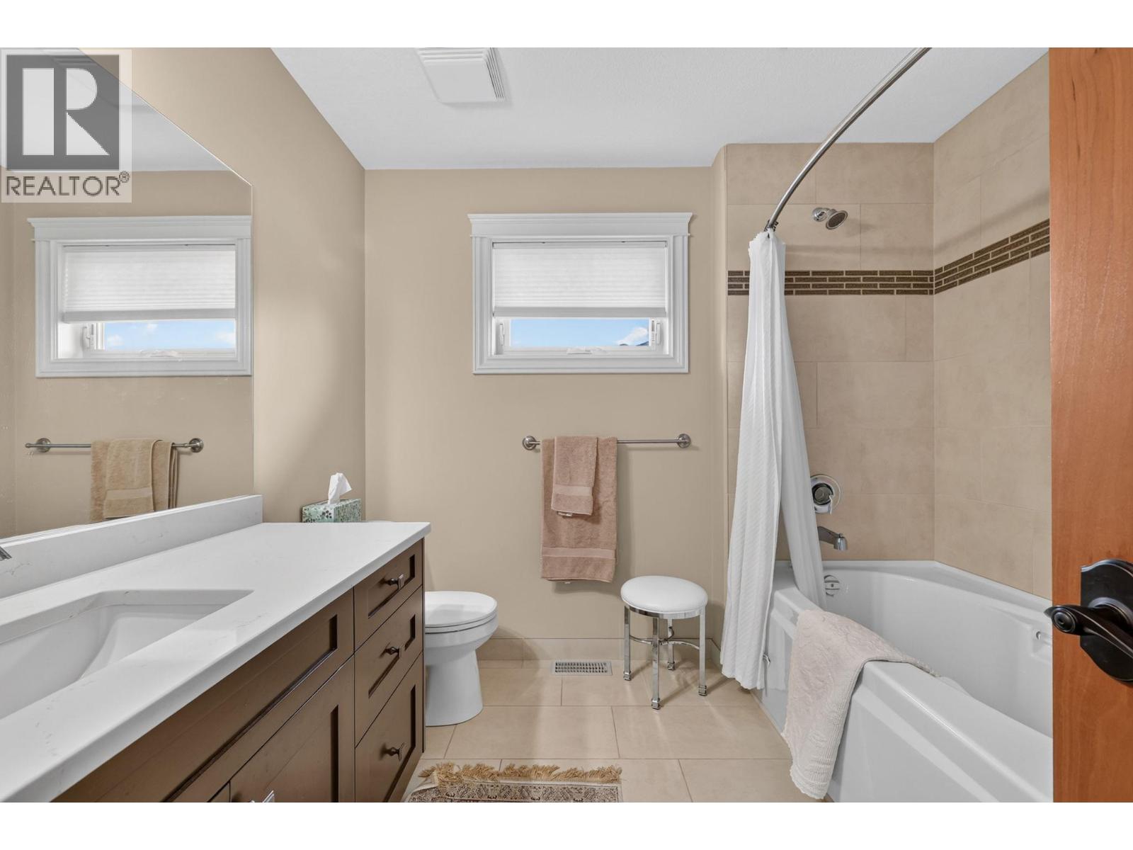 523 Metcalfe Avenue, Kelowna, British Columbia  V1W 5K8 - Photo 40 - 10397612