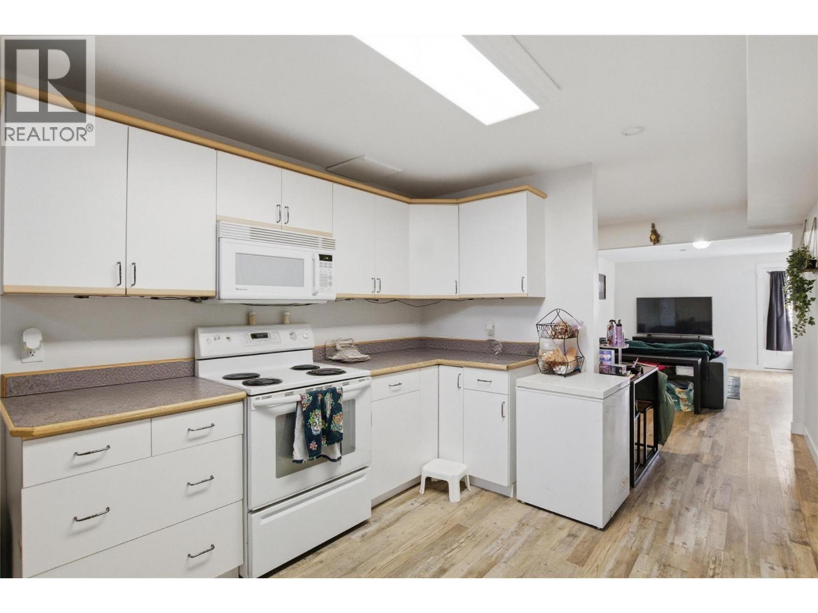 1938 Parkcrest Avenue, Kamloops, British Columbia  V2B 4X3 - Photo 16 - 10397614