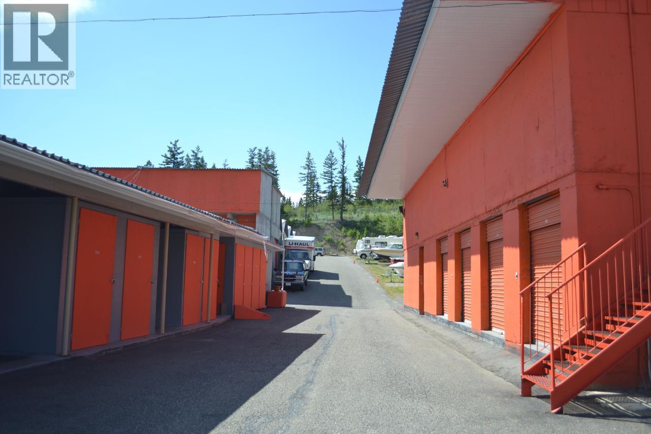2095 Trans Canada Highway, Kamloops, British Columbia  V1S 1A7 - Photo 13 - 10397465