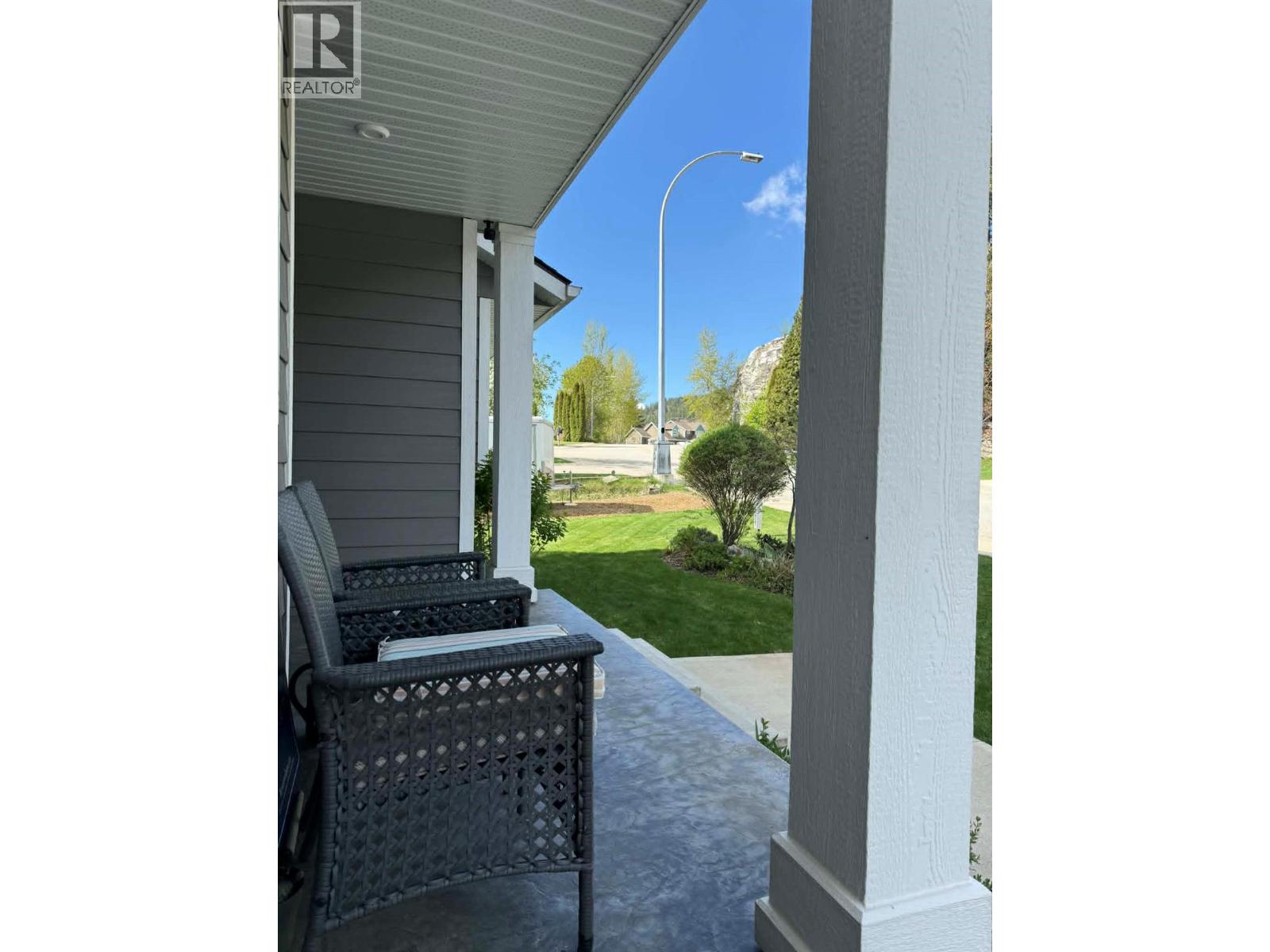 3583 14th Avenue, Castlegar, British Columbia  V1N 4J2 - Photo 12 - 10397566
