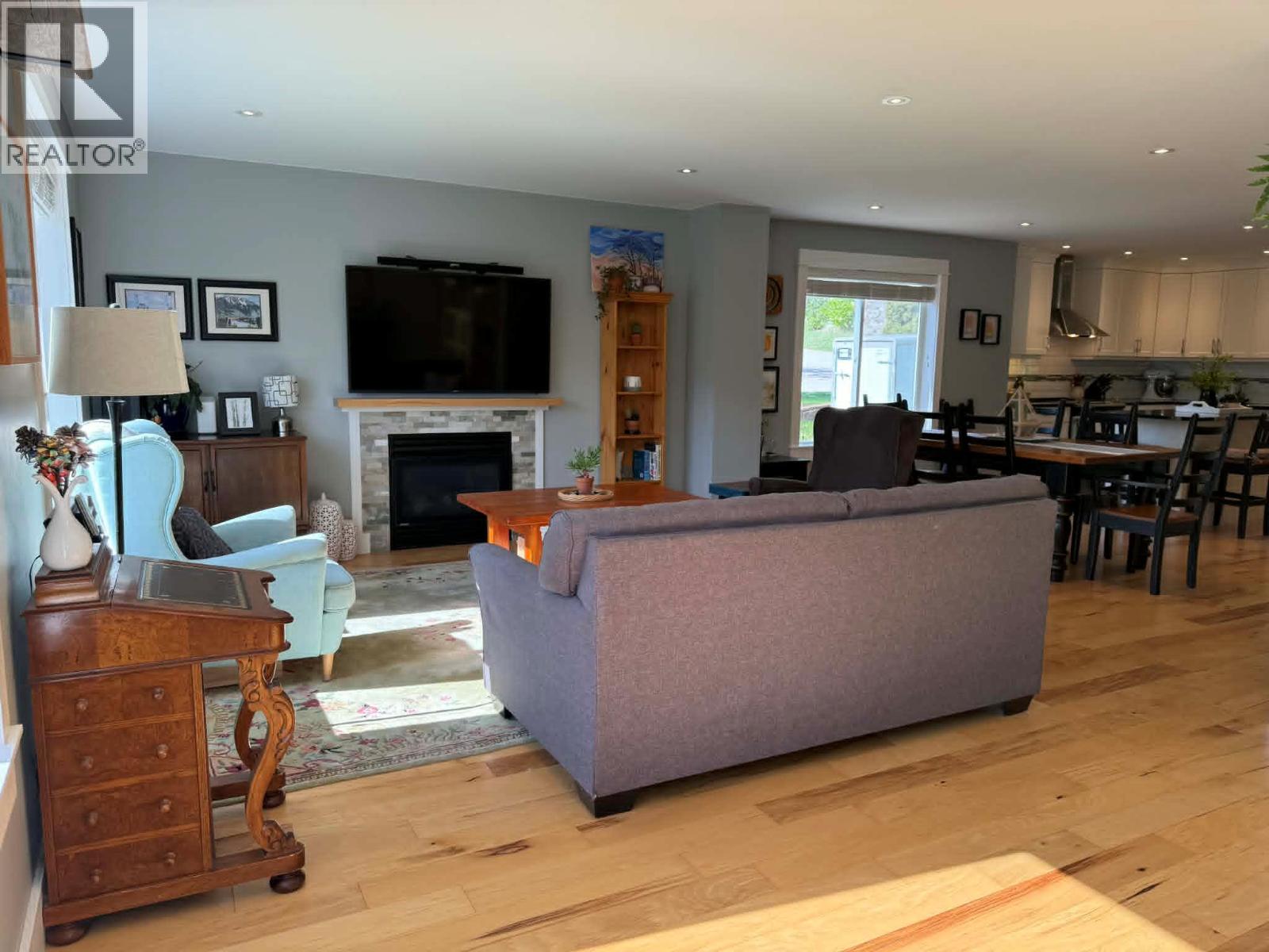 3583 14th Avenue, Castlegar, British Columbia  V1N 4J2 - Photo 27 - 10397566