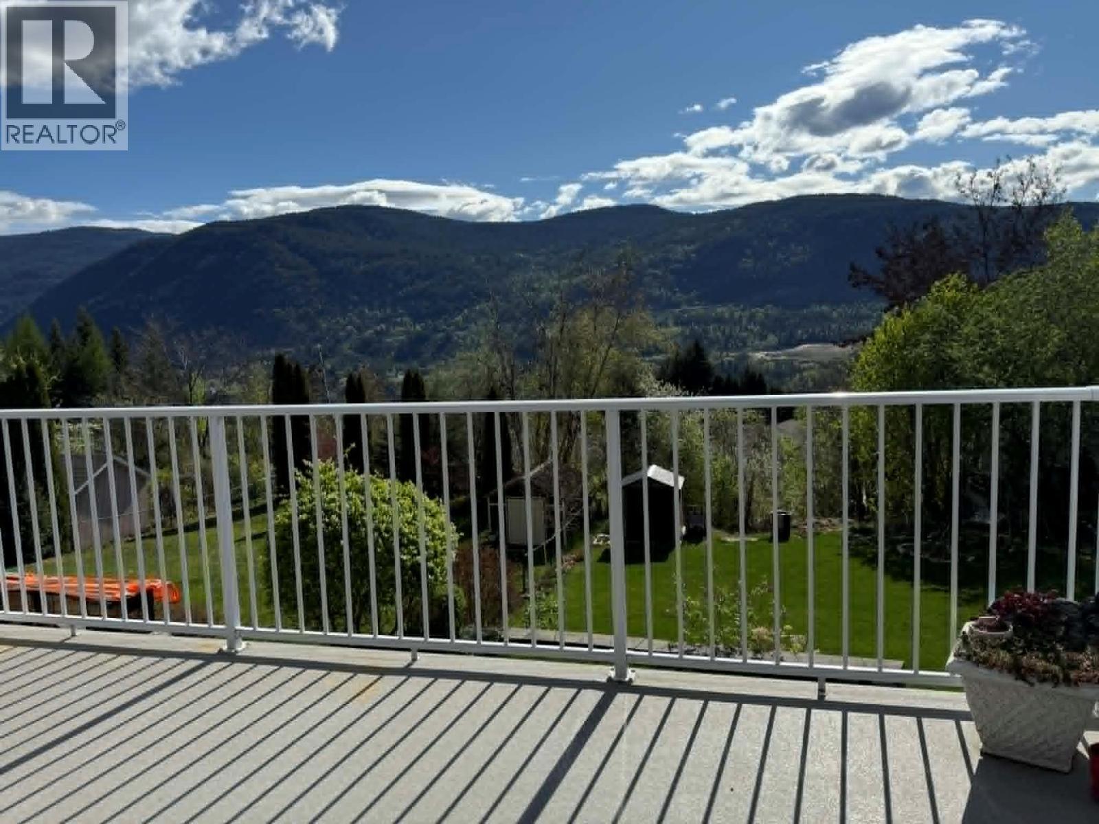 3583 14th Avenue, Castlegar, British Columbia  V1N 4J2 - Photo 62 - 10397566