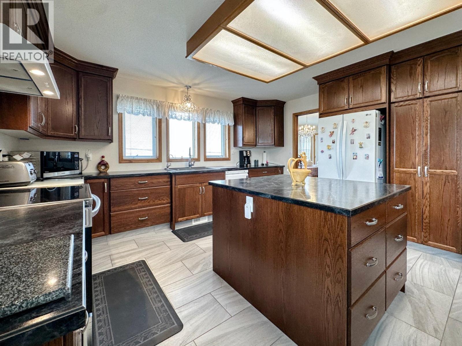 10501 100th Avenue, Osoyoos, British Columbia  V0H 1V2 - Photo 14 - 10397526