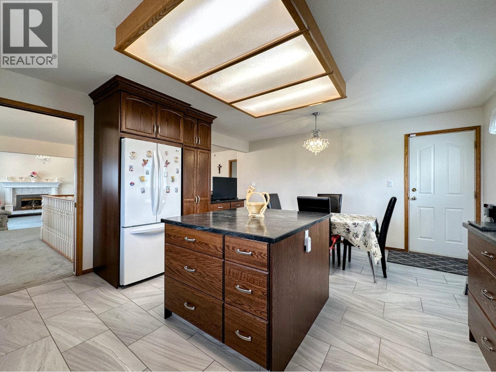 10501 100th Avenue, Osoyoos, British Columbia  V0H 1V2 - Photo 15 - 10397526