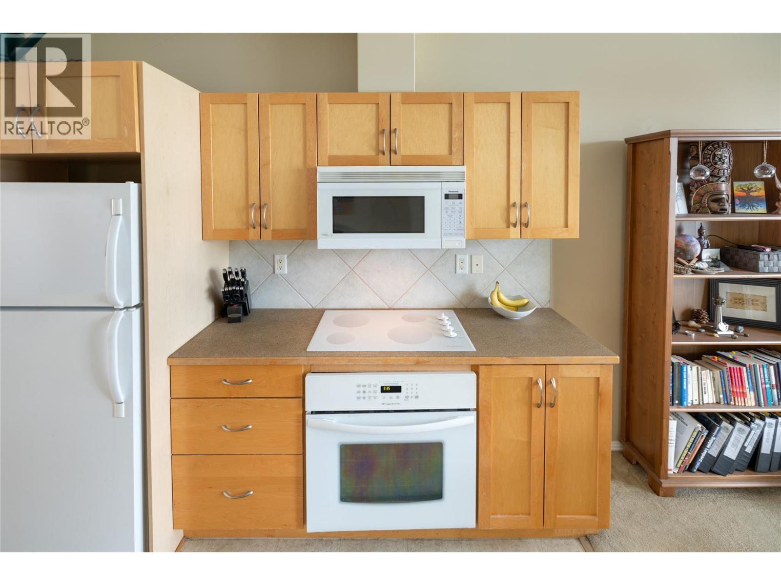 1327 St Paul Street Unit# 408, Kelowna, British Columbia  V1Y 2E2 - Photo 8 - 10397542