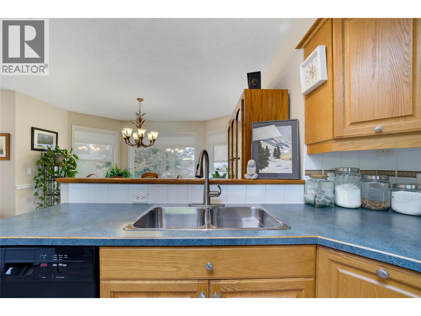 2866 Hilltop Road, Blind Bay, British Columbia  V0E 2W0 - Photo 11 - 10397431