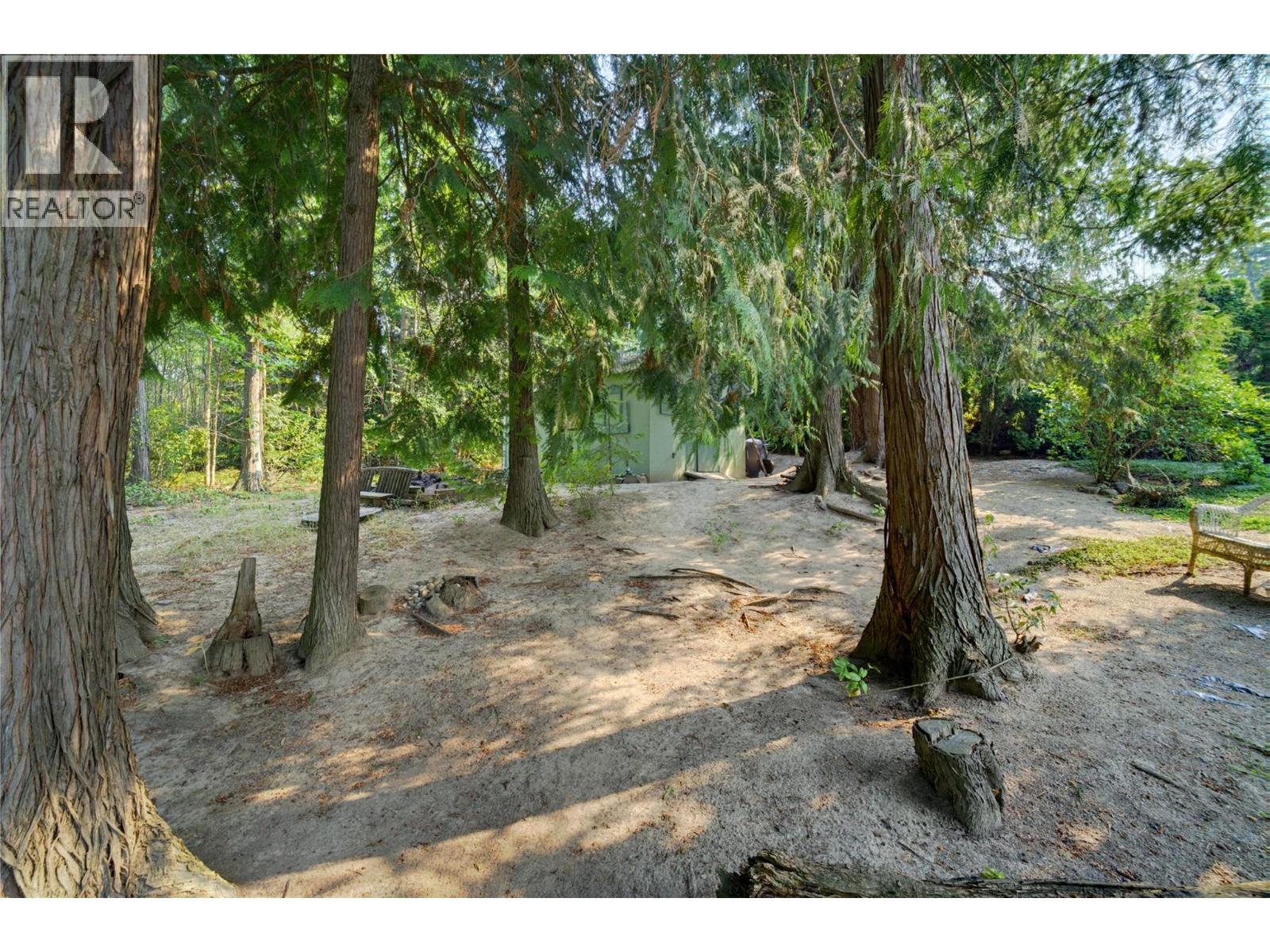 2866 Hilltop Road, Blind Bay, British Columbia  V0E 2W0 - Photo 46 - 10397431