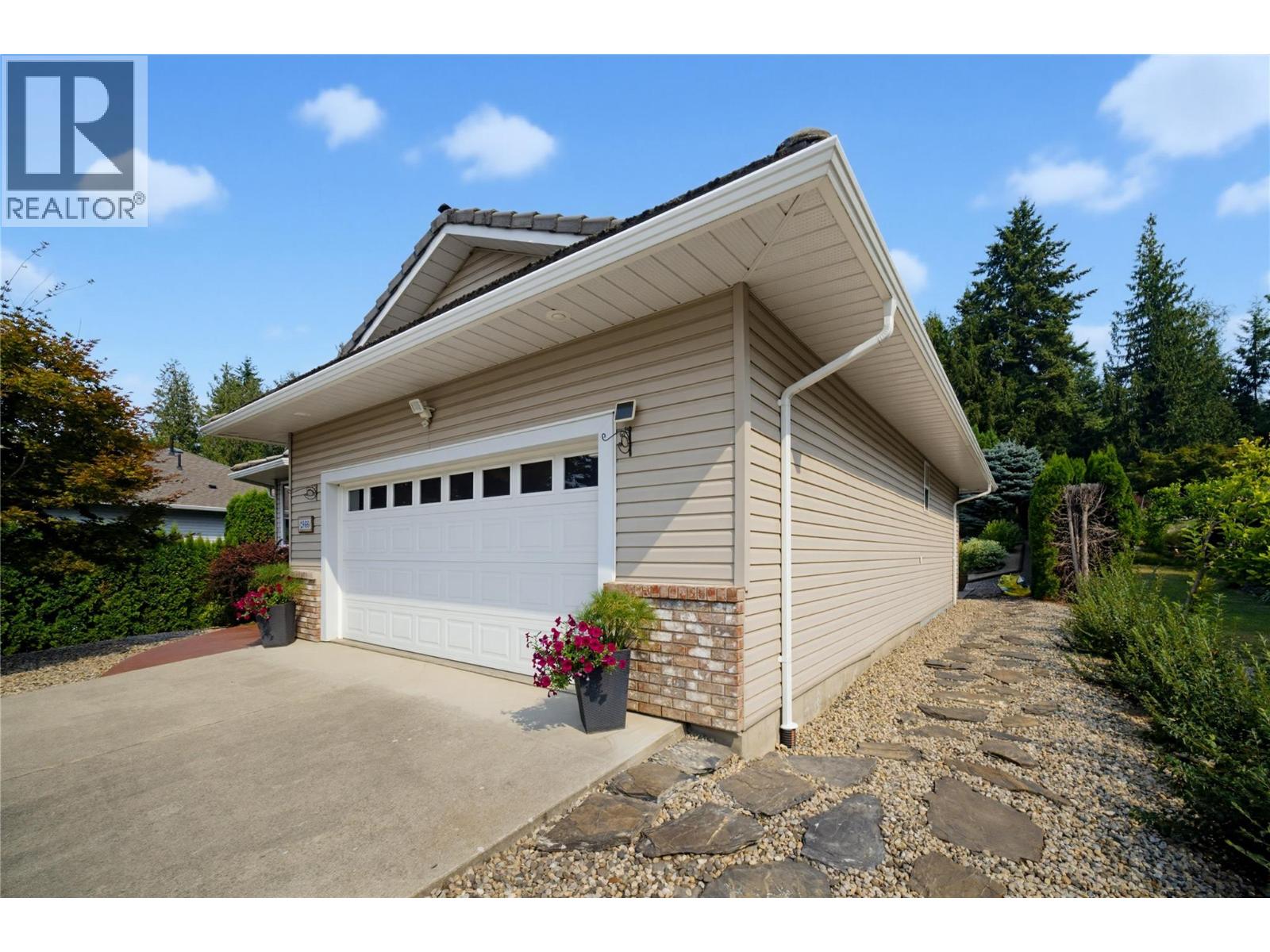 2866 Hilltop Road, Blind Bay, British Columbia  V0E 2W0 - Photo 55 - 10397431