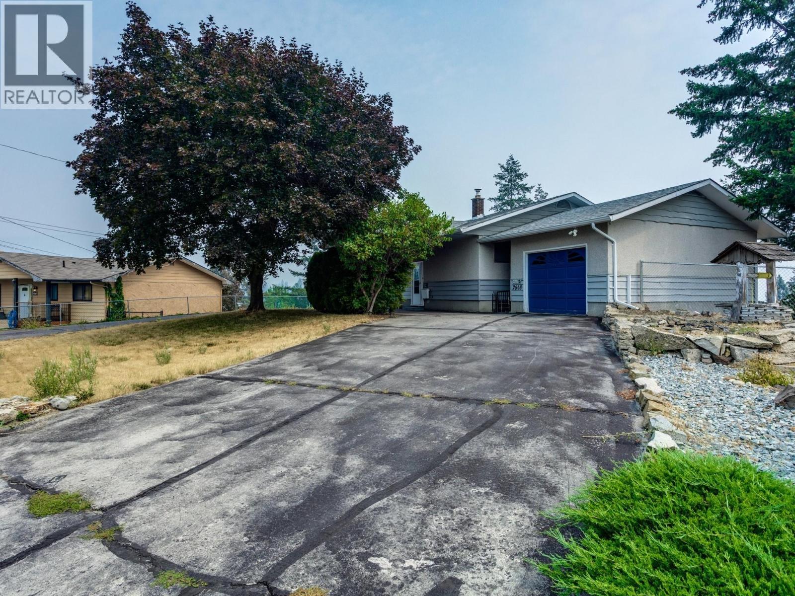 2868 Lower Glenrosa Road, West Kelowna, British Columbia  V4T 1C9 - Photo 1 - 10395312