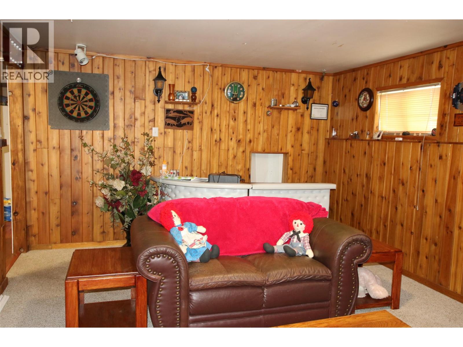 119 Spruce Avenue, Tumbler Ridge, British Columbia  V0C 2W0 - Photo 10 - 10397669