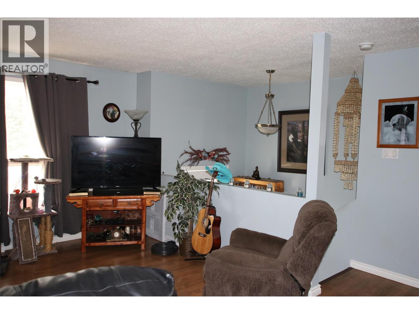 119 Spruce Avenue, Tumbler Ridge, British Columbia  V0C 2W0 - Photo 6 - 10397669