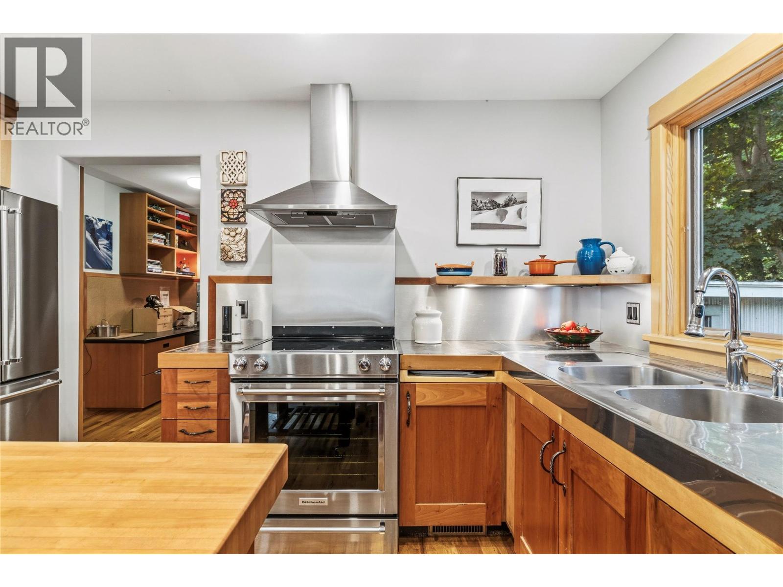1710 11 Avenue Ne, Salmon Arm, British Columbia  V1E 2T4 - Photo 18 - 10397427