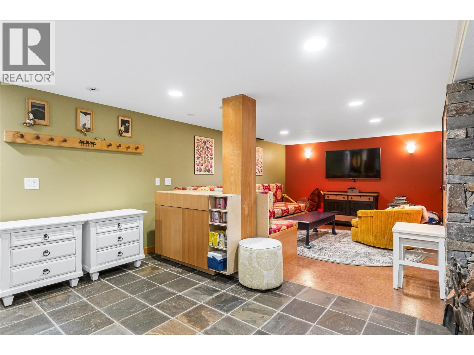 1710 11 Avenue Ne, Salmon Arm, British Columbia  V1E 2T4 - Photo 40 - 10397427