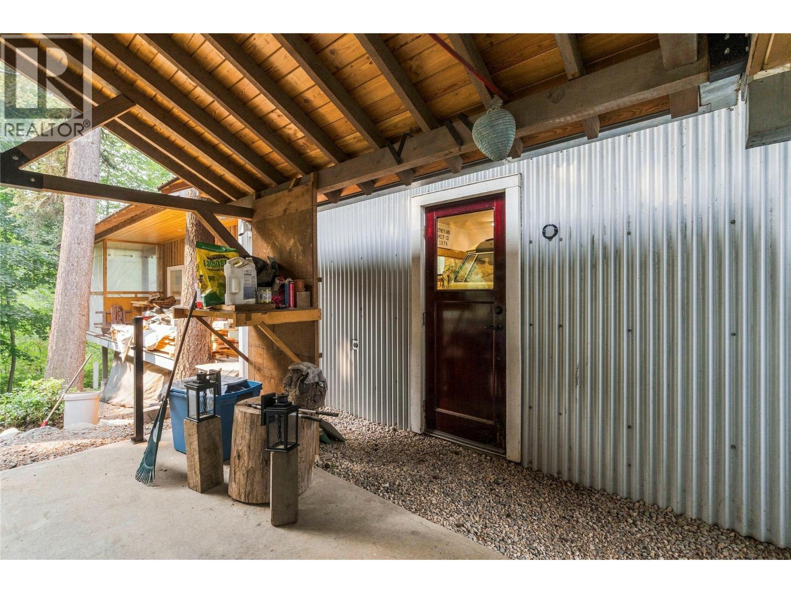 1710 11 Avenue Ne, Salmon Arm, British Columbia  V1E 2T4 - Photo 68 - 10397427